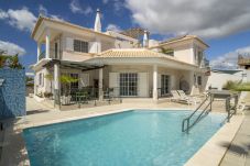 Villa en Moncarapacho - Villa de Lujo 6BR en Fuseta | Piscina Climatizada y Vistas al Mar