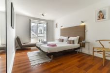 Appartement à Lisbonne - LV Premier Chiado CH2-Balcon, Spacieux, Ascenseur 