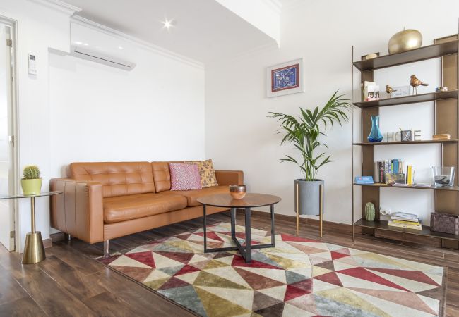 Appartement à Lisbon - LV Premier AM2- terrasse, vue, AC,  BBQ, Ascenseur 