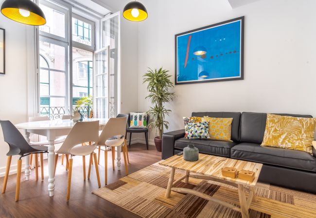 Apartamento em Lisbon - LV Premier Chiado CH9- elevador, varandas, centro 