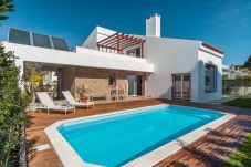 Villa em Sesimbra - LV Premier LA2 piscina aquecida, AC, jardim, vista mar