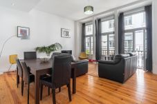 Apartment in Lisbon - LV Premier Baixa FI- central, balcony, space, AC 