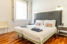 Apartment in Lisbon - LV Premier Chiado CH3- View, central, AC, elevator