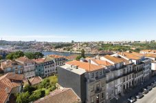 Apartment in Oporto - LV Premier Clerigos RE1- AC, elevator, river view 