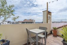 Apartment in Lisbon - LV Premier AM2- terrace, view, AC, elevator, BBQ 