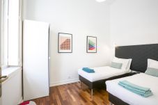 Apartment in Lisbon - LV Premier Chiado CH6- AC, elevator, central, new 